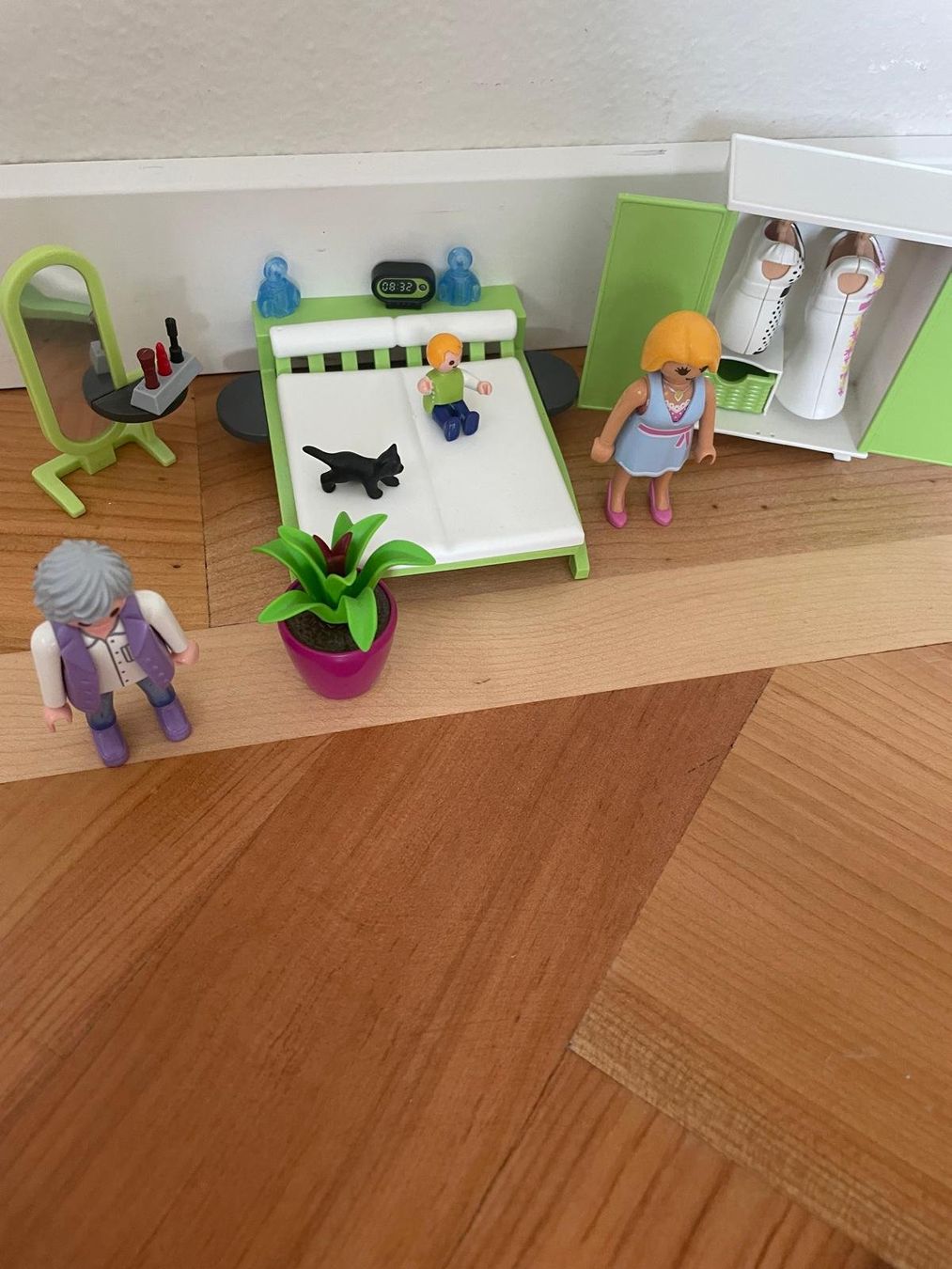 Playmobil Giocattoli: playmobil_schlafzimmer – Usato da Kilchberg ZH venduto da marenf