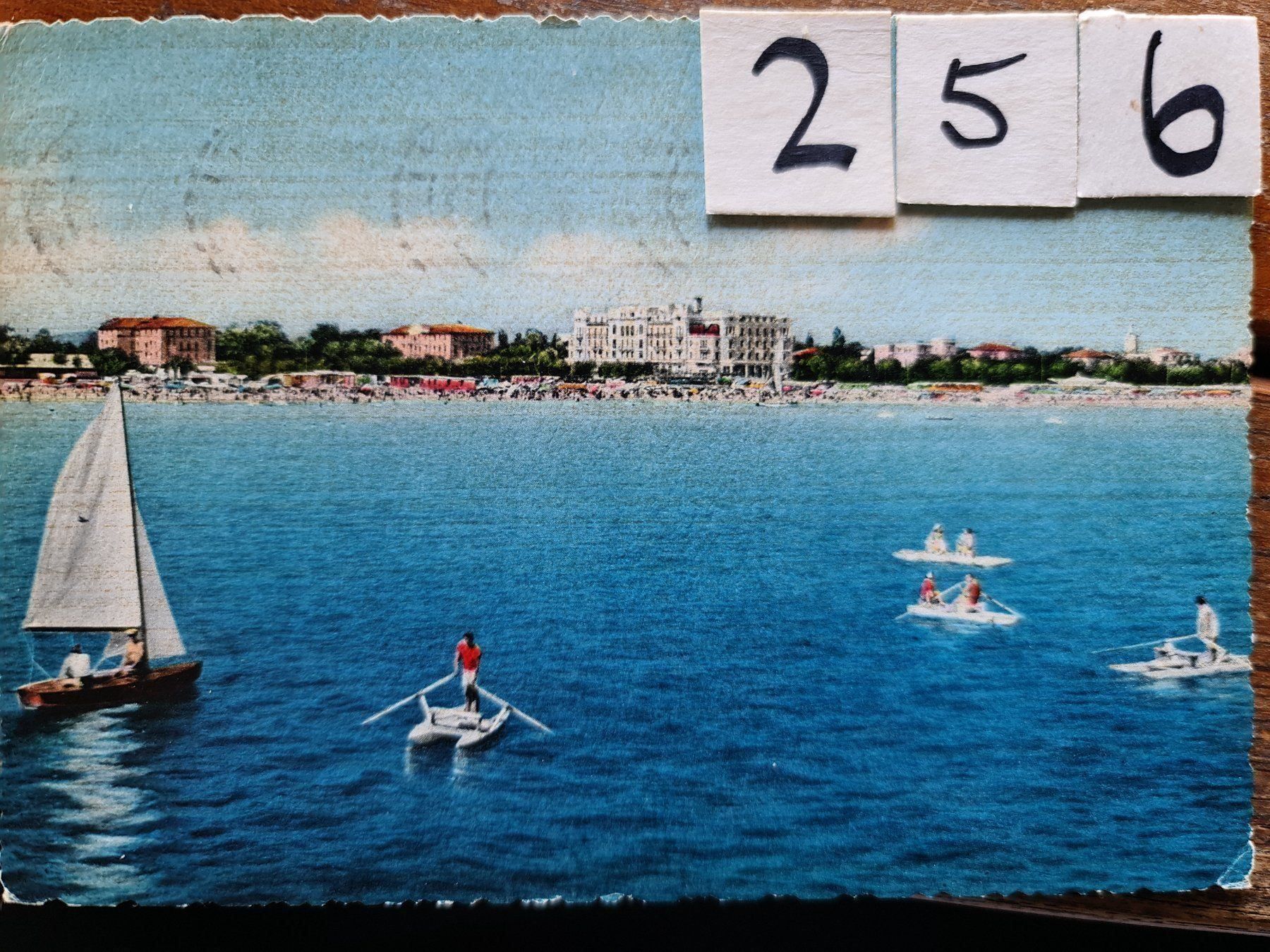 Cartoline postali: Ansichtskarte Riviera de Rimini 1957 – Usato da Dintikon venduto da Vexi