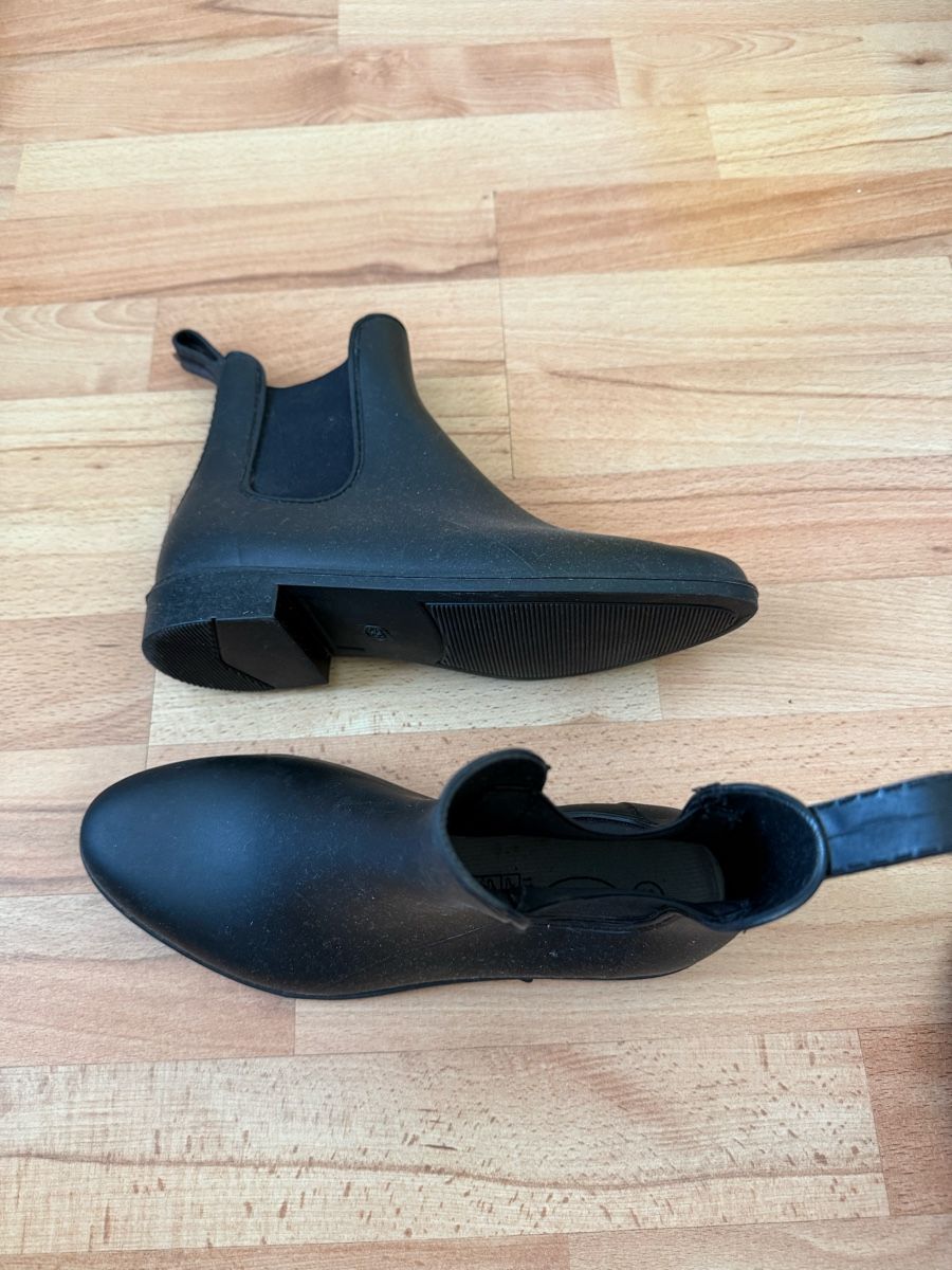 Scarpe da donna: Regenstiefel  – Usato da visp venduto da Kmemo1 1