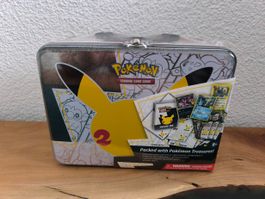 Pokemon Celebrations Collectors Chest EN