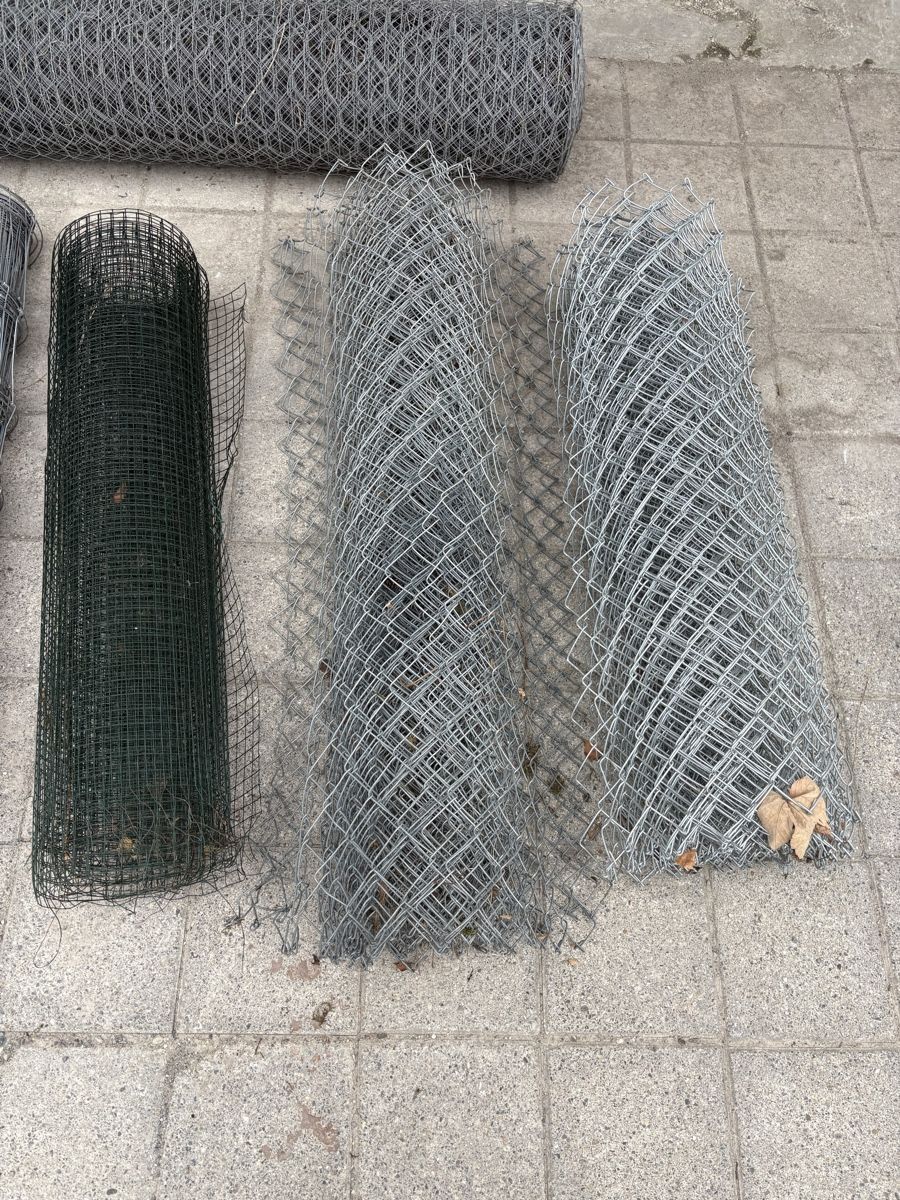 Griglie e Inferriate: Diverse Rollen Drahtgitter gebraucht – Usato da Schwerzenbach venduto da HerrMinze 3