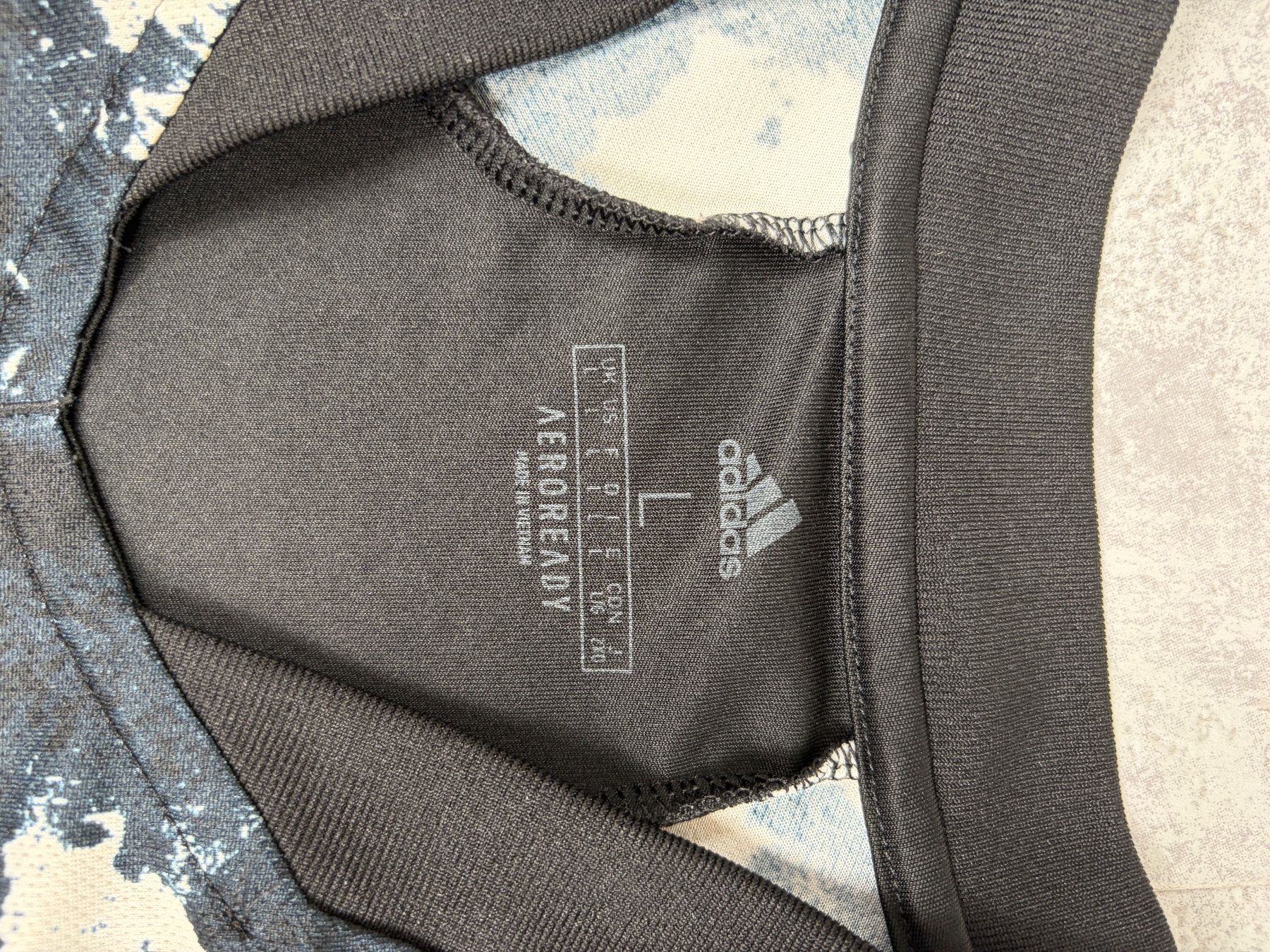 Adidas Canottiere & Pantaloni: Maillot Third Olympique Lyonnais Noir - L – Nuovo (secondo la descrizione) da Hauterive NE venduto da Leo_o 4