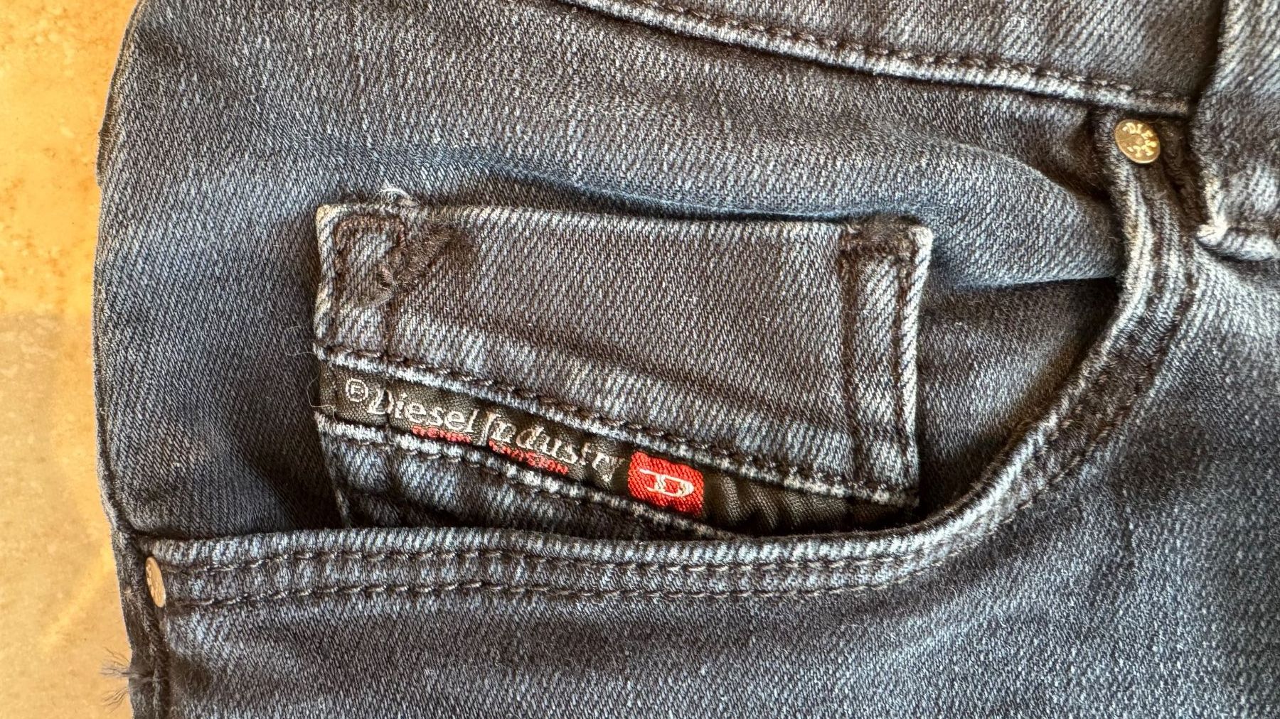 Diesel Jeans: DIESEL Jeans Sandy Stretch W-32 L-32 – Usato da Dittingen venduto da Paprika8 5