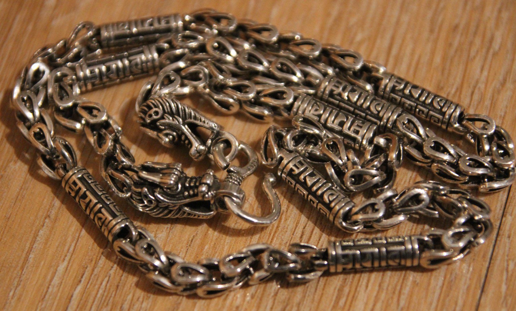 Catenine: Neu: Collier Schmuck Halskette chinesischer Drachen – Nuovo (secondo la descrizione) da Matten b. Interl venduto da EdelsteineInterlaken 1
