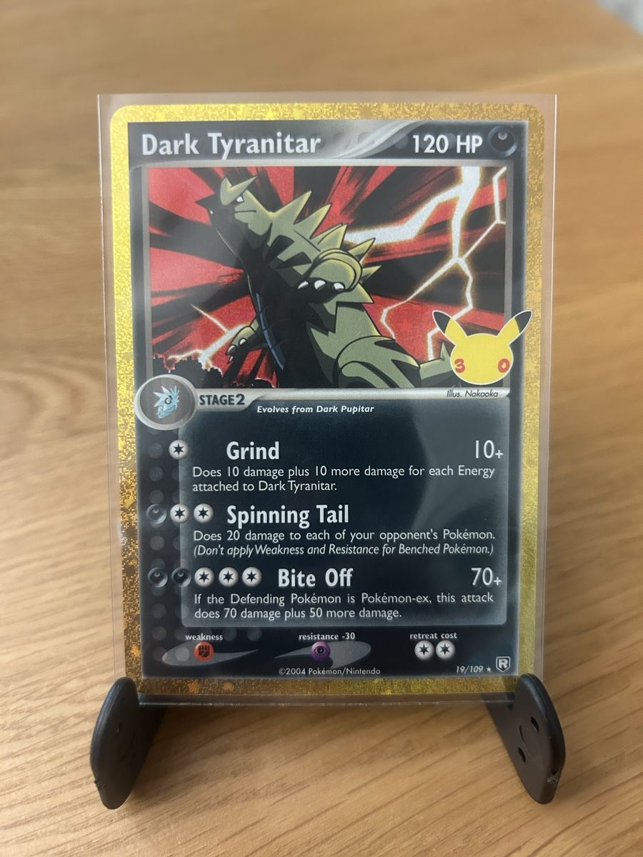 Pokémon Carte collezionabili: Dark Tyranitar - 30th EN - 19/109 – Nuovo (secondo la descrizione) da Zürich venduto da giaandre