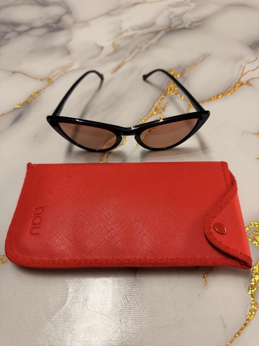 Occhiali & Lenti: Sonnenbrille nau black – Nuovo (secondo la descrizione) da Massagno venduto da pokecoach