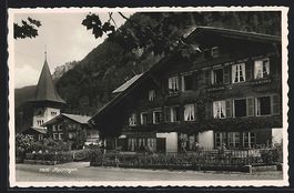Meiringen, Strassenpartie mit Uhrenturm,