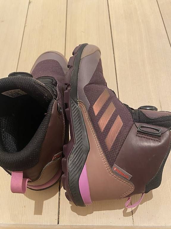 Scarpe per ragazzi: Terrex Wanderschuhe Adidas Gr 34 – Usato da Fehraltorf venduto da bubulina84 3