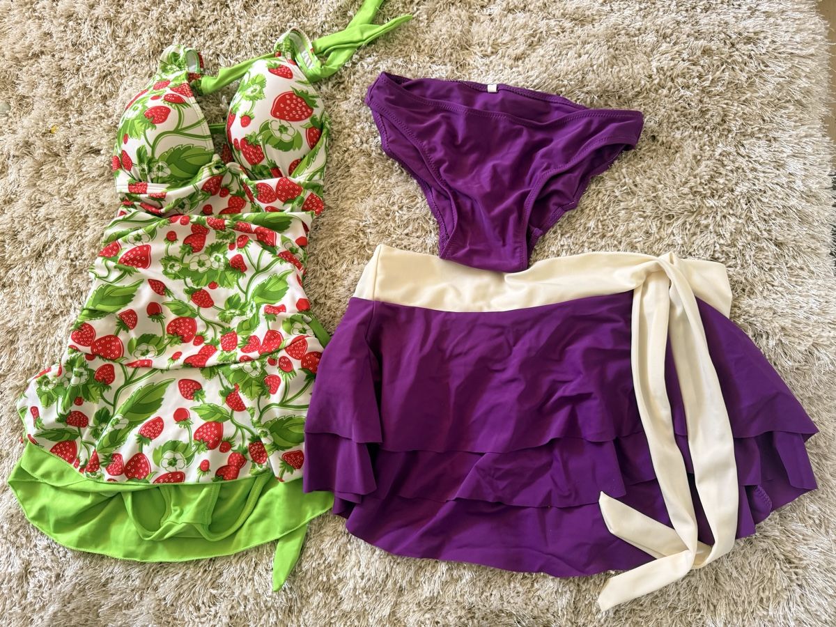 Costumi da bagno & Bikini: Bade kleiner Xs & S – Usato da Amlikon-Bissegg venduto da Flowers_Blossom