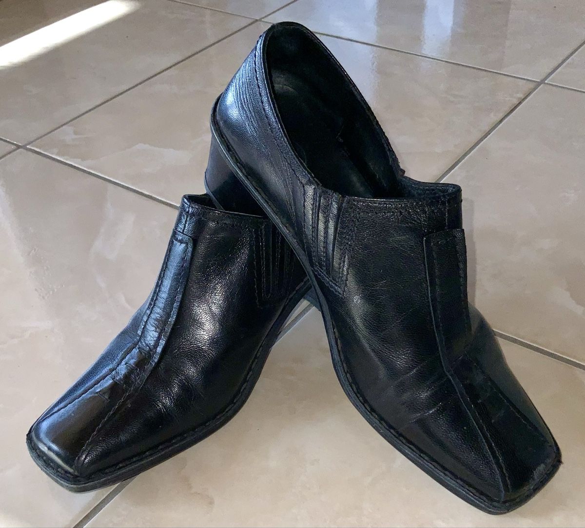 Damenschuhe: Bata Echtleder Stiefeletten, schwarz, Made in Italy – Gebraucht aus Vinelz von Viewfinder84 8