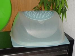 TUPPERWARE CHEESMART MINI L. 20 CM. B. 20 CM. H. 8 CM.