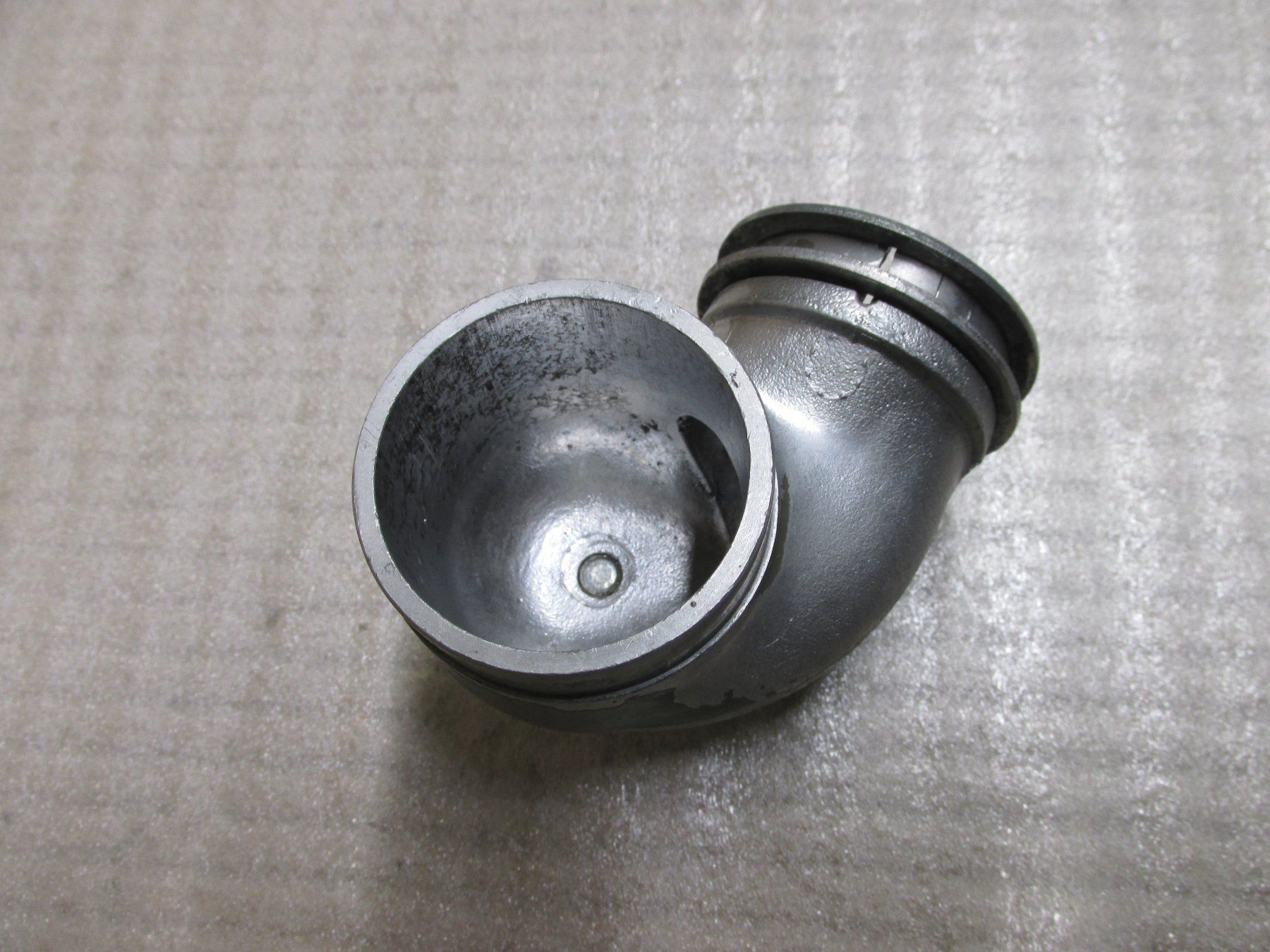 Metall- & Schlosserei Sonstiges: MAG 1026 Filterstuzen, Oldtimer, Aebi Rapid – Gebraucht aus Aeschau von Nianho