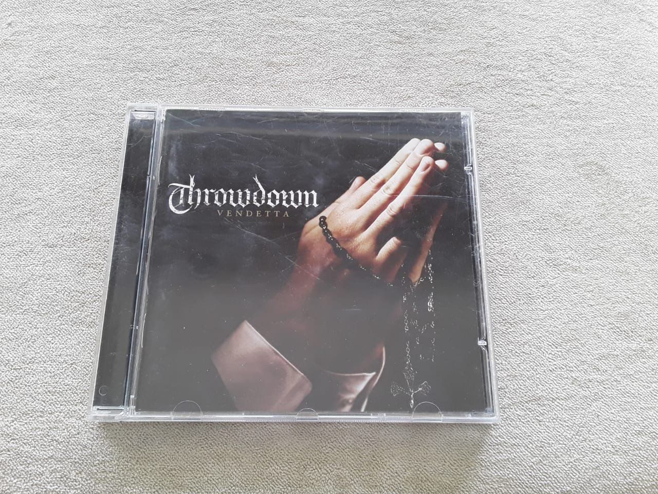CD: Throwdown - Vendetta – Usato da Lenzburg venduto da Sepulmander
