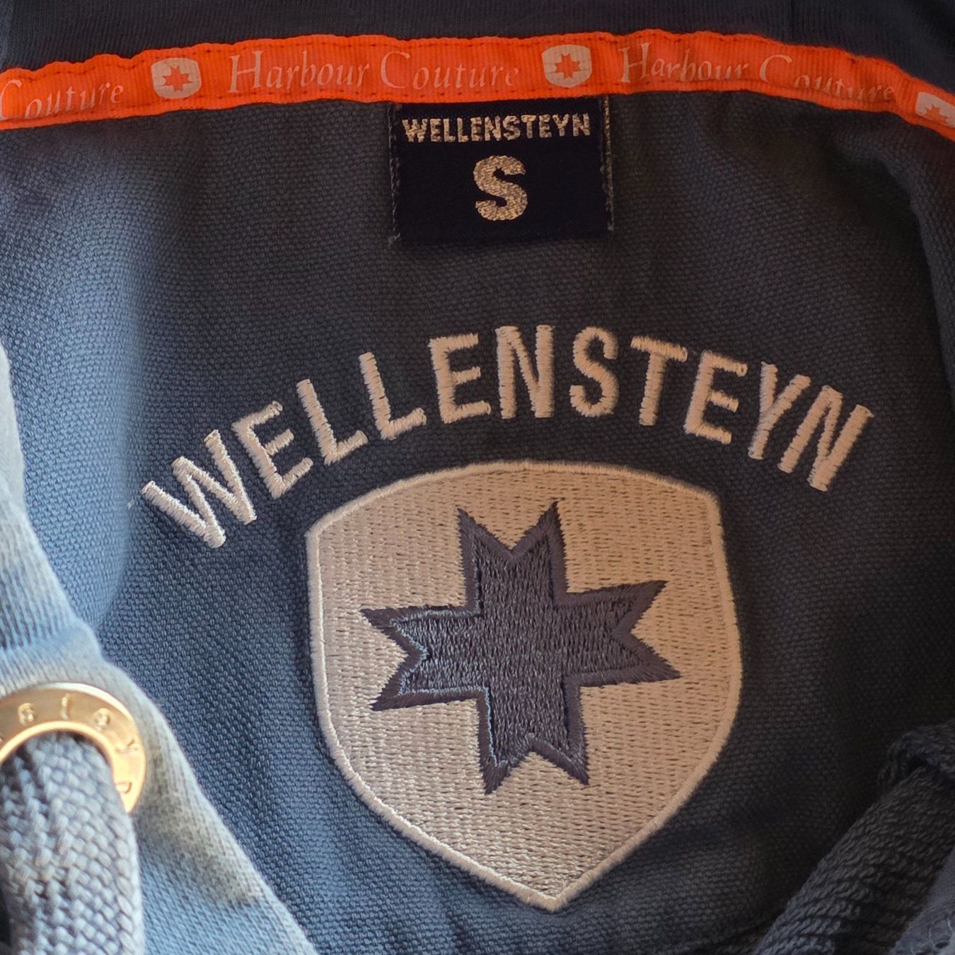 Pullover & Sweatshirts: 🐸 WELLENSTEYN HOODIE KAPUZENPULLOVER S PULLOVER MIT KAPUZE – Gebraucht aus Môtier (Vully) von Frogs 6