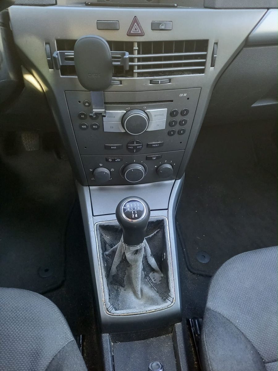 Opel Autos: Opel Astra  – D'occasion à Burg AG par Rl-2390 6