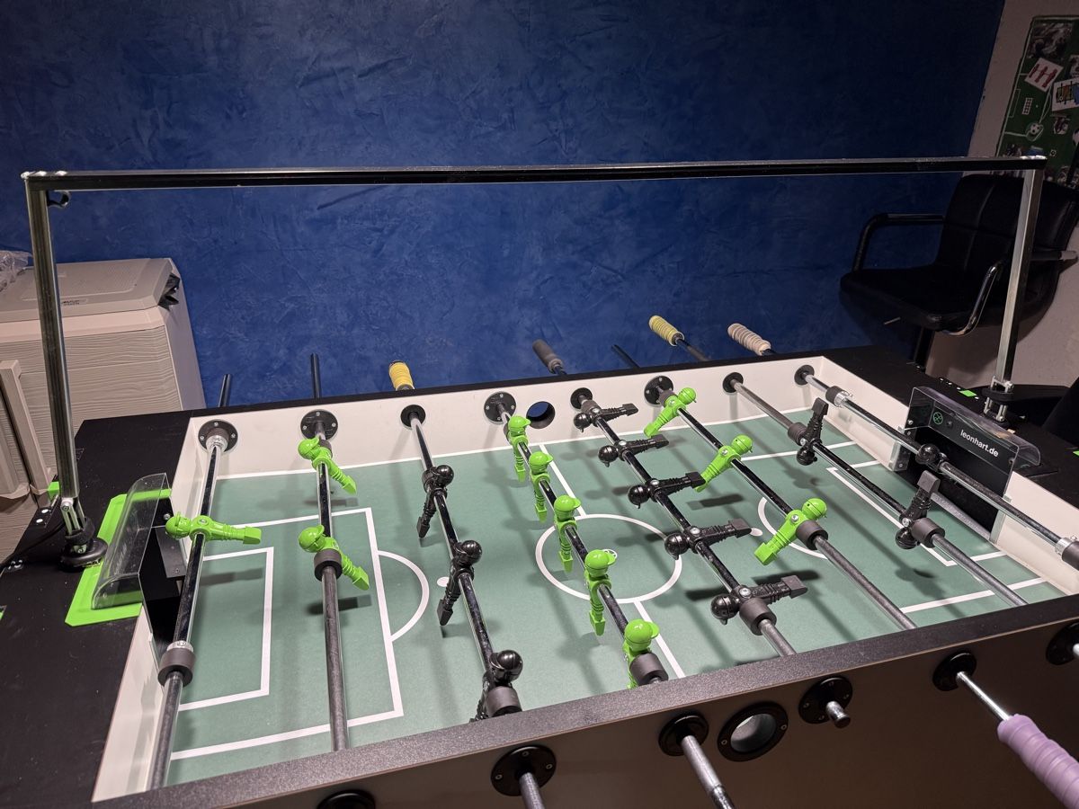 Lampade: Tischfussballlampe – Nuovo (secondo la descrizione) da Rümligen venduto da Benumurphy
