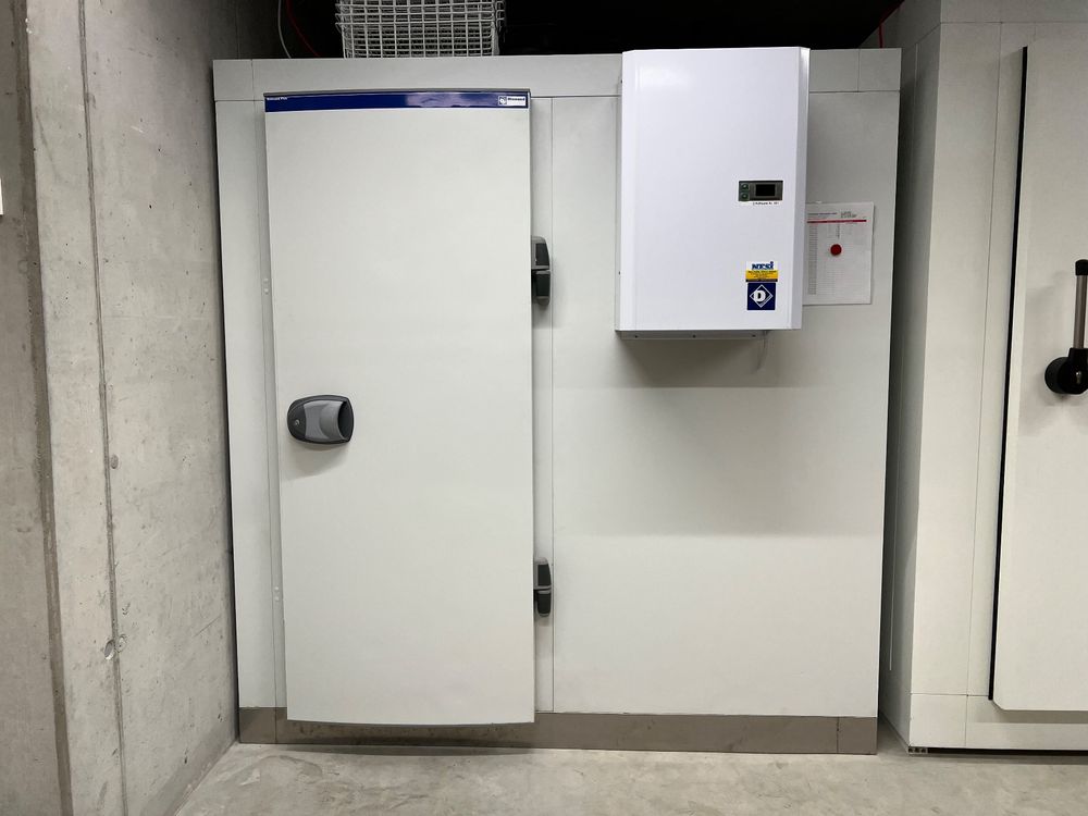 Dimond Kühlzelle ISO 100 Kühlaggregat AP50 (Usato) a Glattpark(Opfikon ...