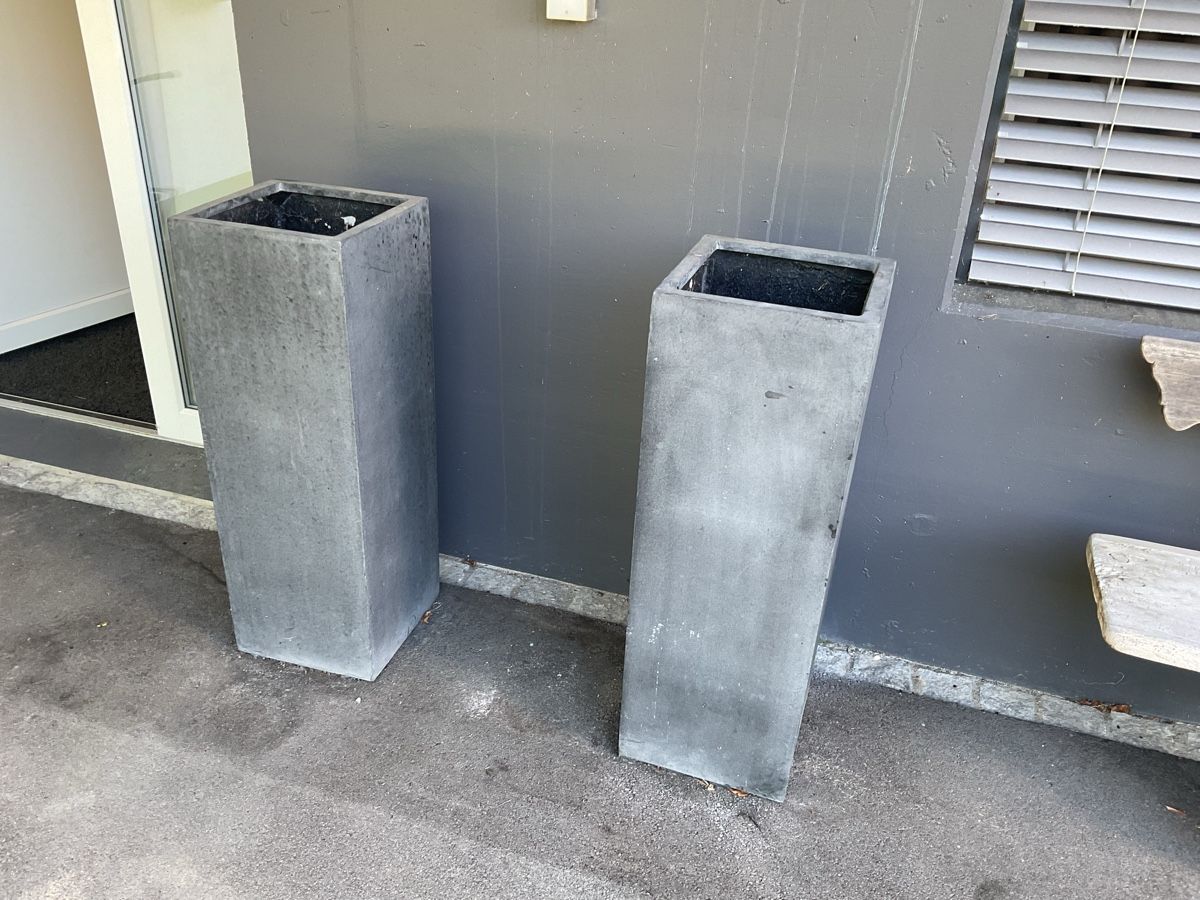 Pots de fleurs: 2x  Blumenkübel rechteckig  – D'occasion à Frasnacht par hei_t6dl