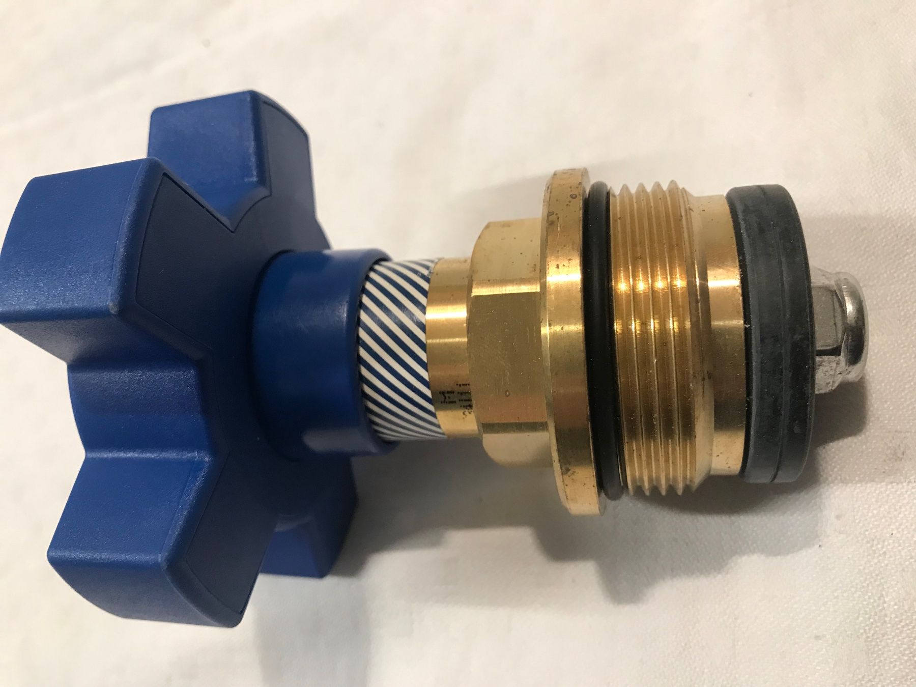 Armaturen: Neues Ventil Oberteil, Nussbaum, 1 1/2", 23055.08 – Neu und originalverpackt aus Winterthur von efant12 3