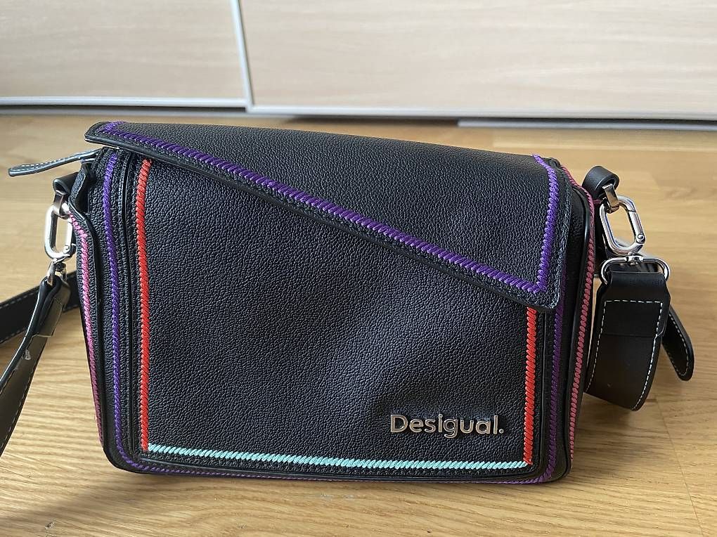 Desigual Borse da donna: Sac Desigual neuf – Nuovo (secondo la descrizione) da Martigny venduto da cristal25 1