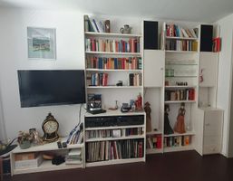Bücherwand / Wohnwand