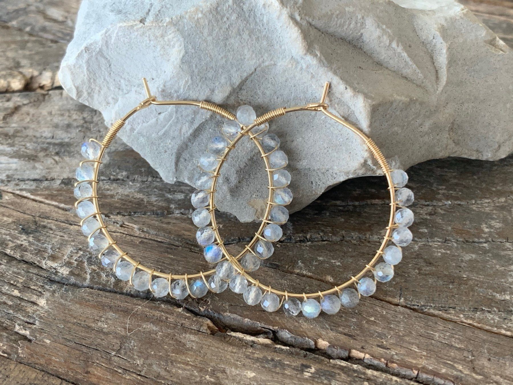 Orecchini pendenti & Orecchini a lobo: Wow: Creolen 18k vergoldet Labradorit – Nuovo e nell'imballaggio originale da Rombach venduto da Ivreajewels