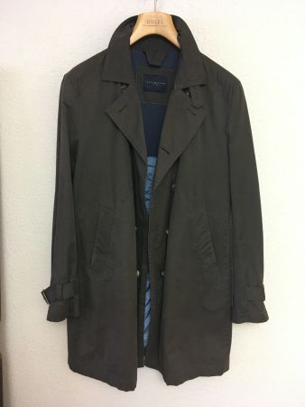 TOMMIY HILFIGER, Topmodischer Kurzmantel /  Grösse 52