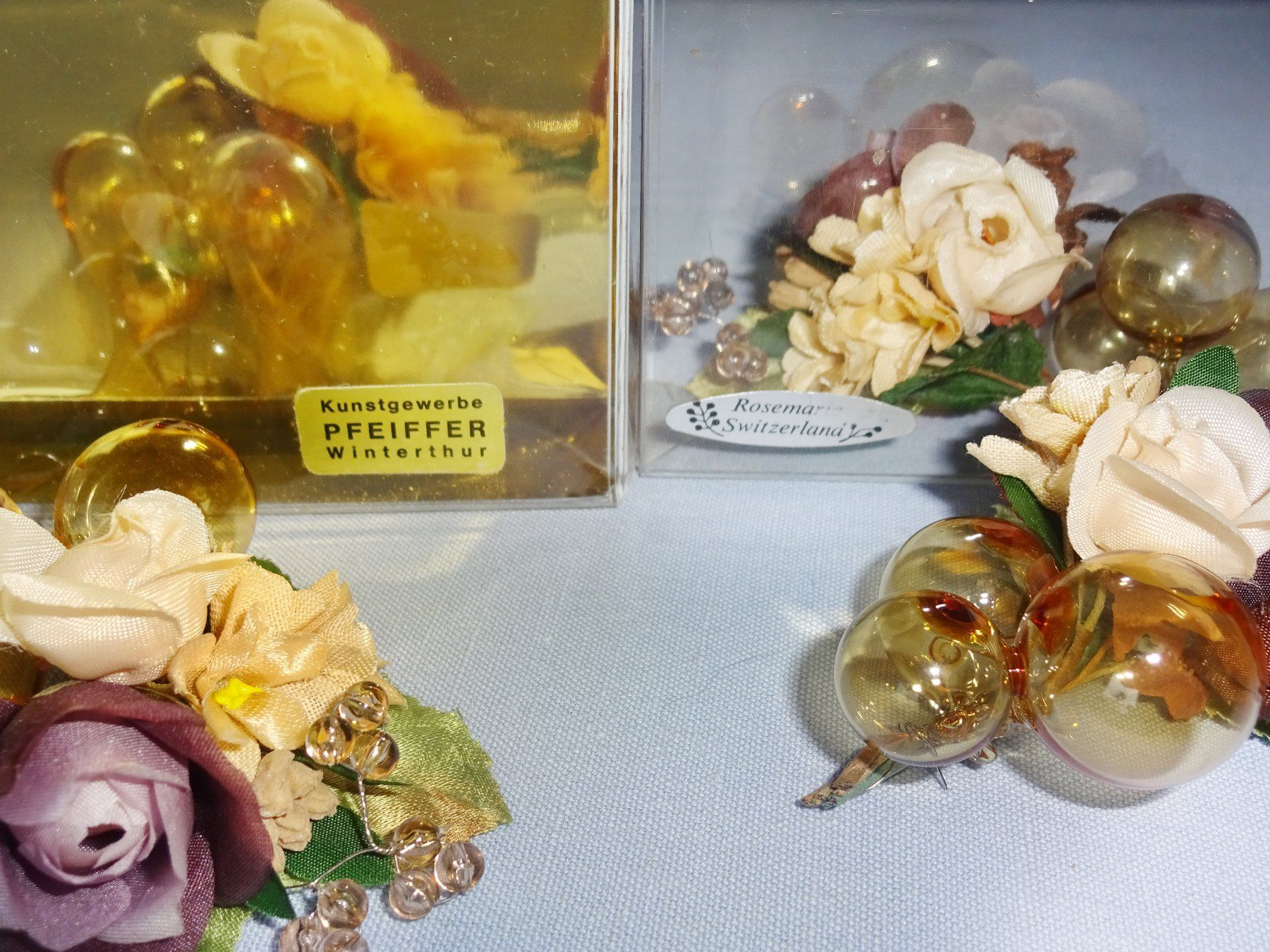 Tutte le decorazioni: 6 Servietten-Dekoblumen – Usato da St.Gallen venduto da Paddington11 6