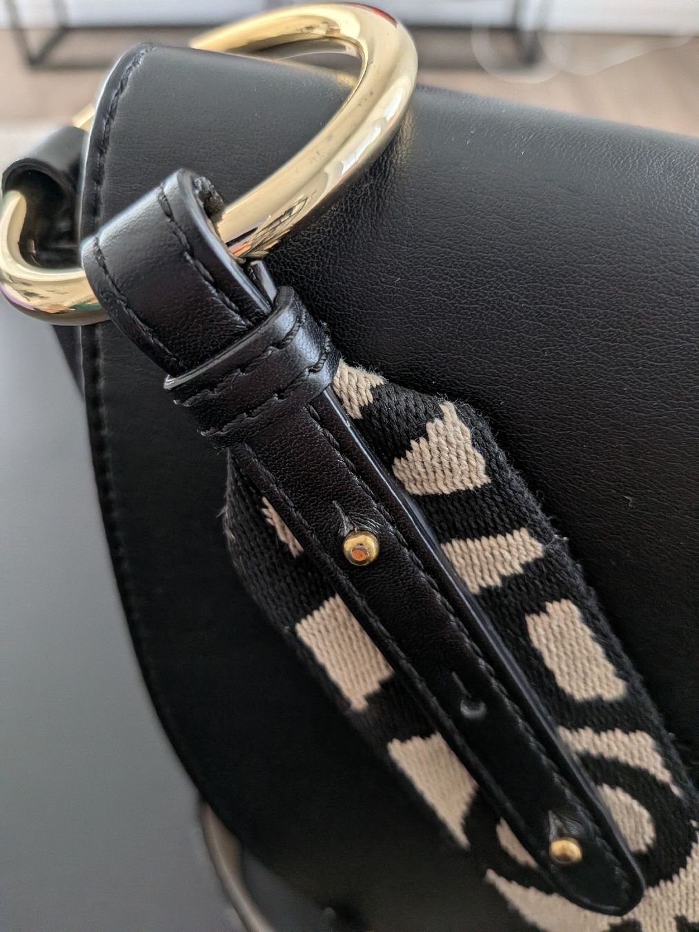 Stella McCartney Borse da donna: Stella McCartney Leather Black Handbag with Logo Strap – Usato da Morges venduto da dhi_y2qk 2