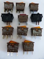 8 Wippschalter 230V mit Leuchtmittel und Ähnliches