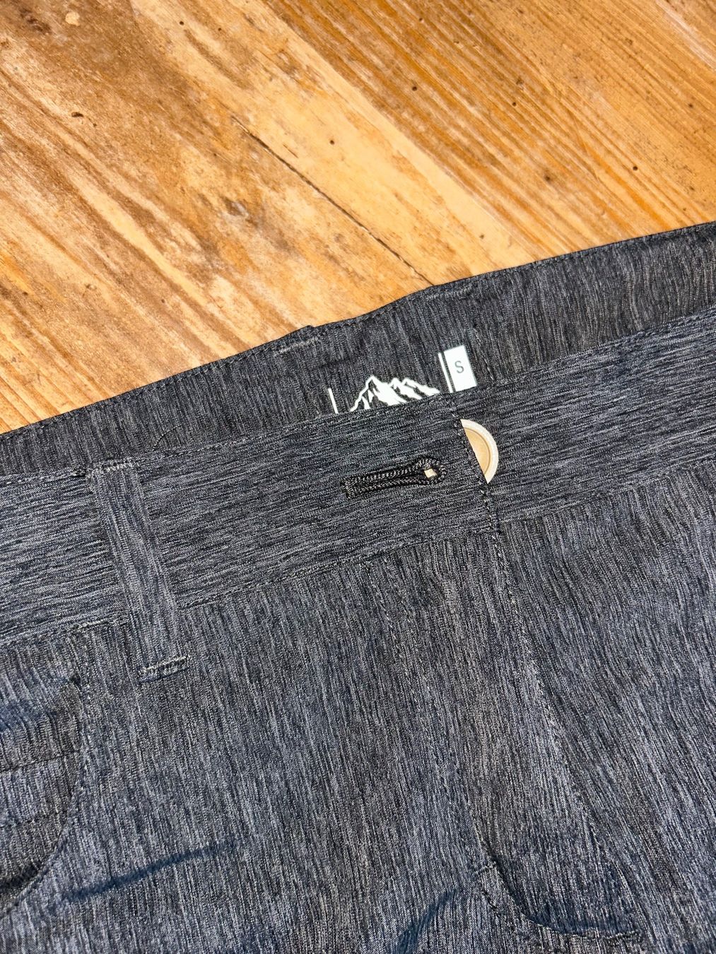 Maloja Pantaloni: Shorts Maloja S – Usato da Safenwil venduto da 2hand_aber_wertvoll 1