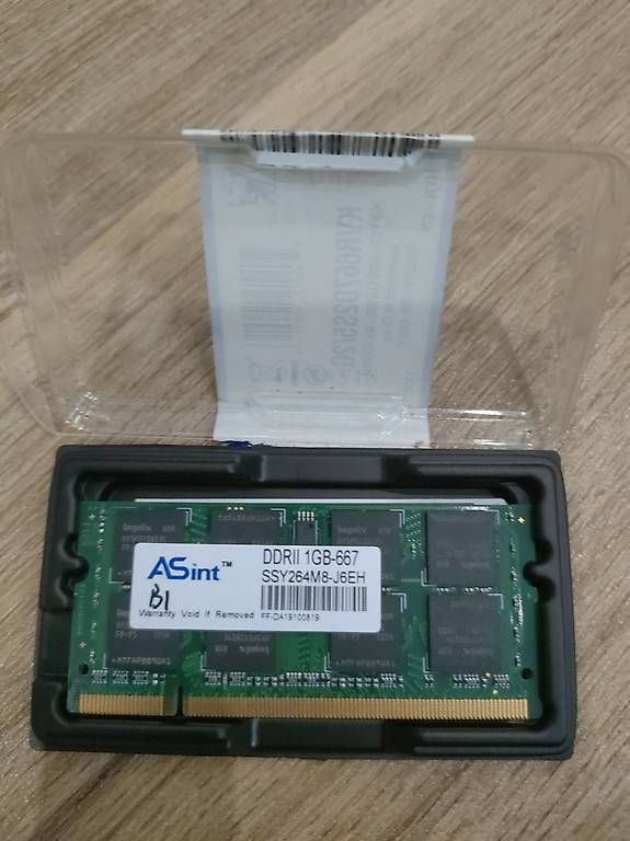 Memoria / RAM: 1GB DDR2 667MHZ RAM – Usato da Beinwil am See venduto da m4c2005
