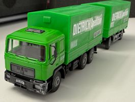 Lastwagen MAN mit Anhänger Dietrich Spedition / HO