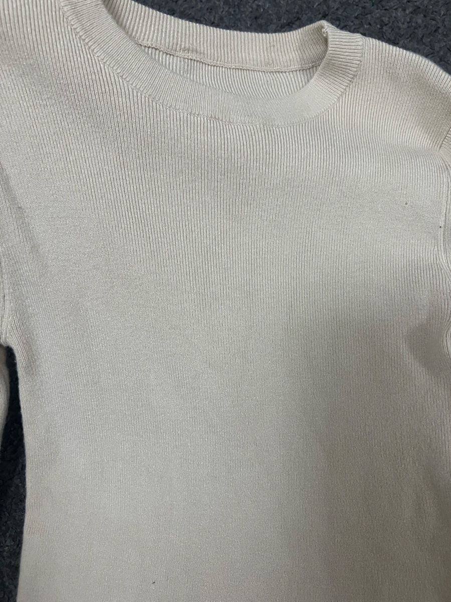 Pullover & Sweatshirts: Cremfarbiger Pullover, Viscose-Mix, Gr. S – Neu (gemäss Beschreibung) aus Effretikon von La_Leoparda_Prive 1