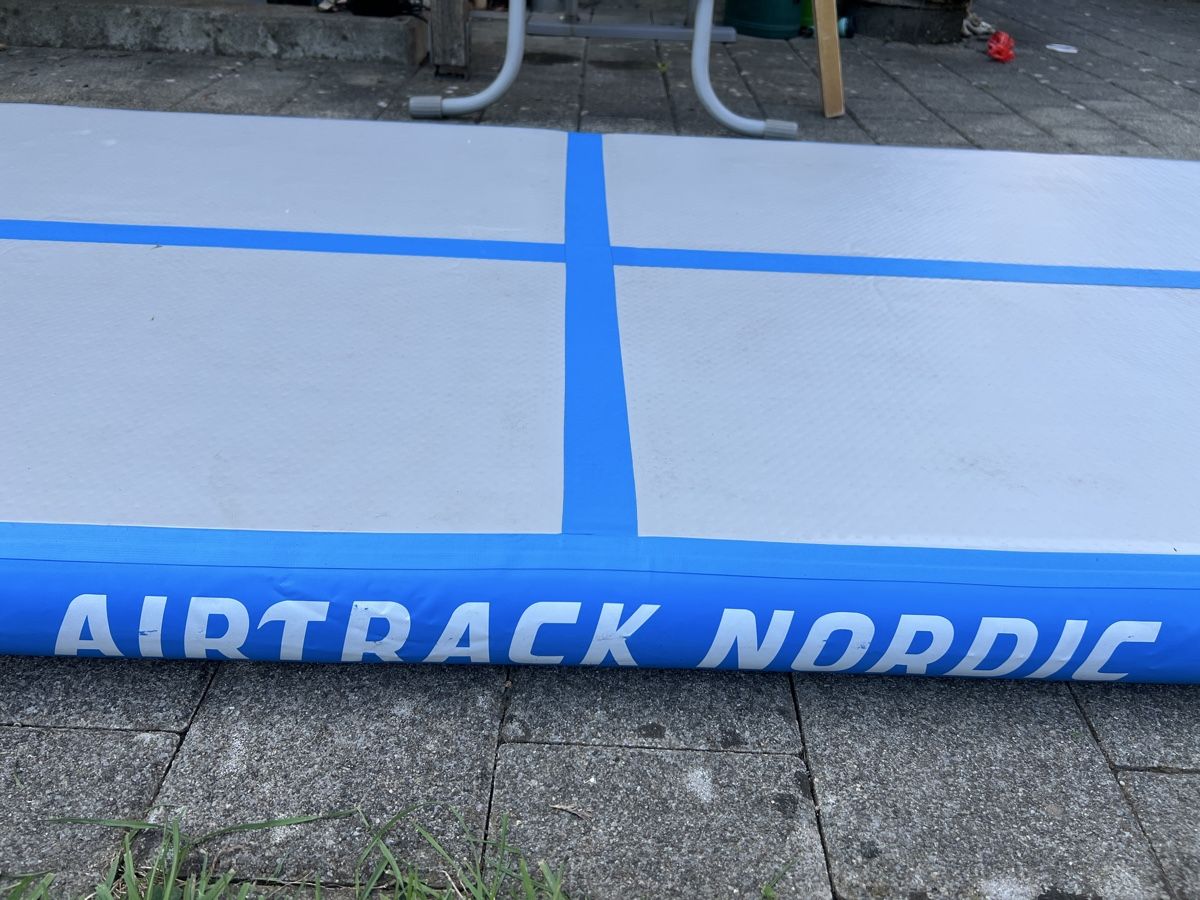 Tappetini fitness: Air Track Matte – Usato da Näfels venduto da Madresue 3