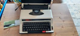 Vintage Schreibmaschine UTAX 200 weiss
