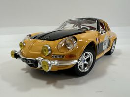 1971 Alpine Renault A110 1600S 1:18, wie Neu, BBURAGO 