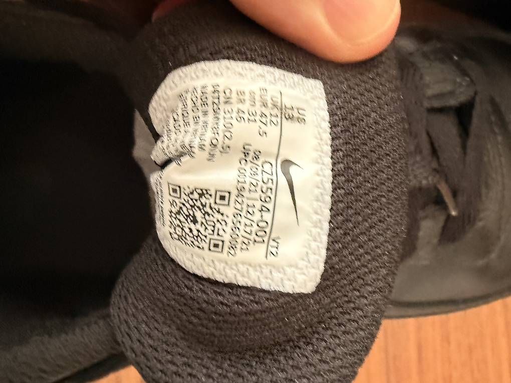 Nike Scarpe da uomo: Nike Air Leder Sneaker, schwarz, Grösse 47.5 – Usato da Erlenbach ZH venduto da Berlen 3