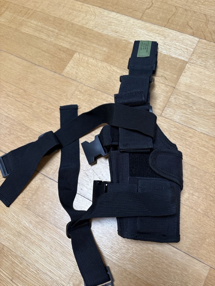 Tiro a segno: Oberschenkelholster tactical black, MFH – Nuovo (secondo la descrizione) da Münchenbuchsee venduto da goose87 1