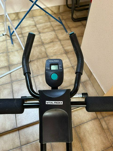 Vélos d'appartement: Appareil de formation pour abdominaux – D'occasion à Yverdon-les-Bains par Val46 1