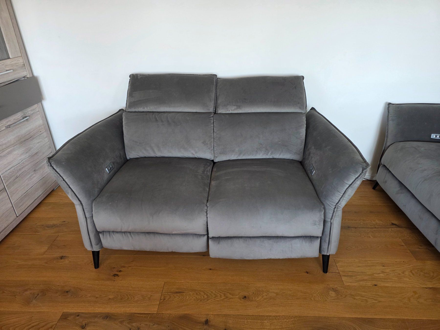 Sofas: Sofa 2er- Loris mit Relaxfunktion – D'occasion à Rorschacherberg par beckmarco