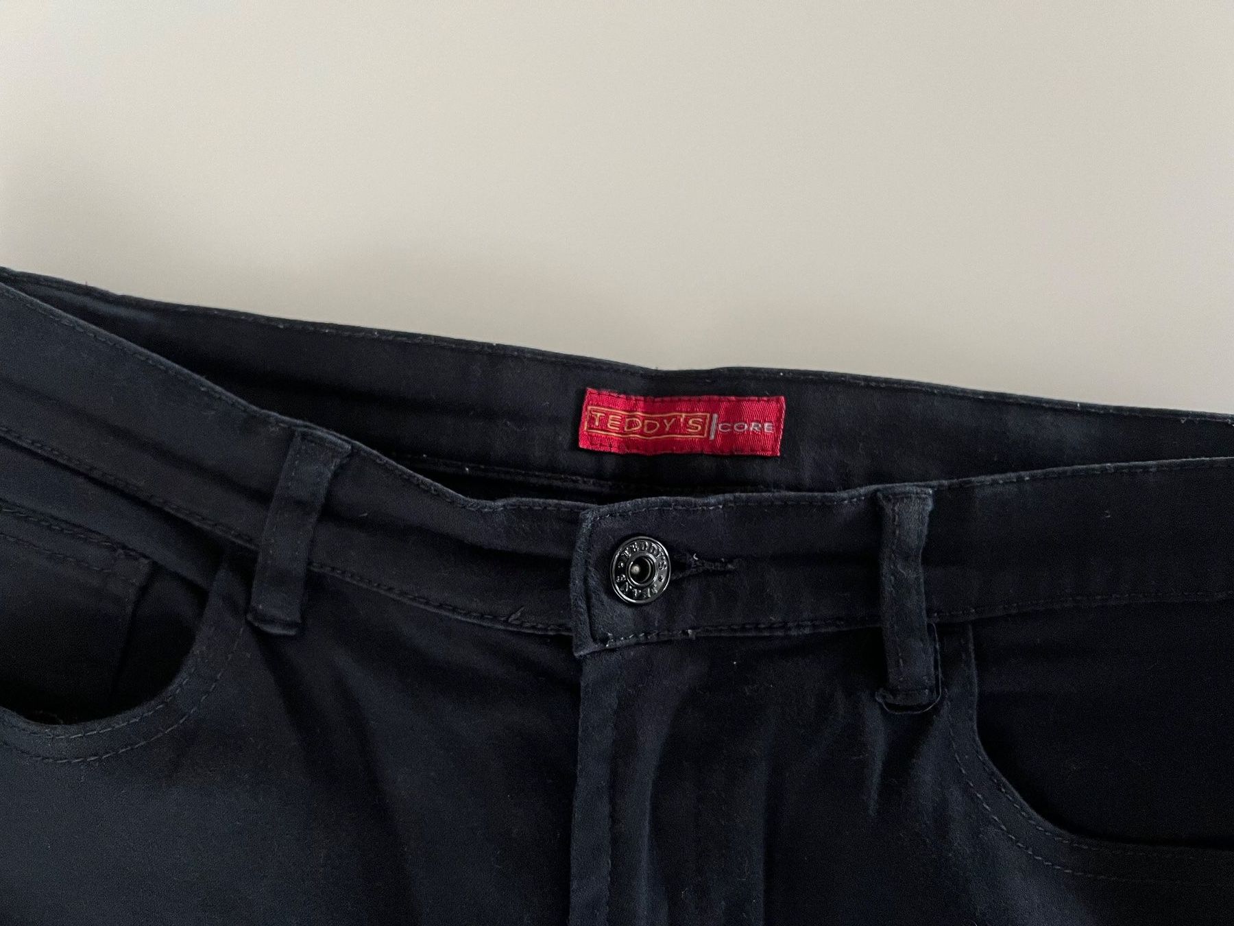Hosen: Hose von Teddy's, schwarz, Grösse 40 – Gebraucht aus Kehrsatz von Louvitesse 3