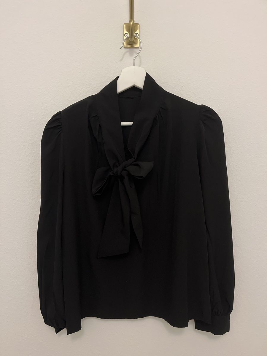 Lotti di vestiti: 5-er Pack Blusen – Usato da Luzern venduto da SonjaBucher 2