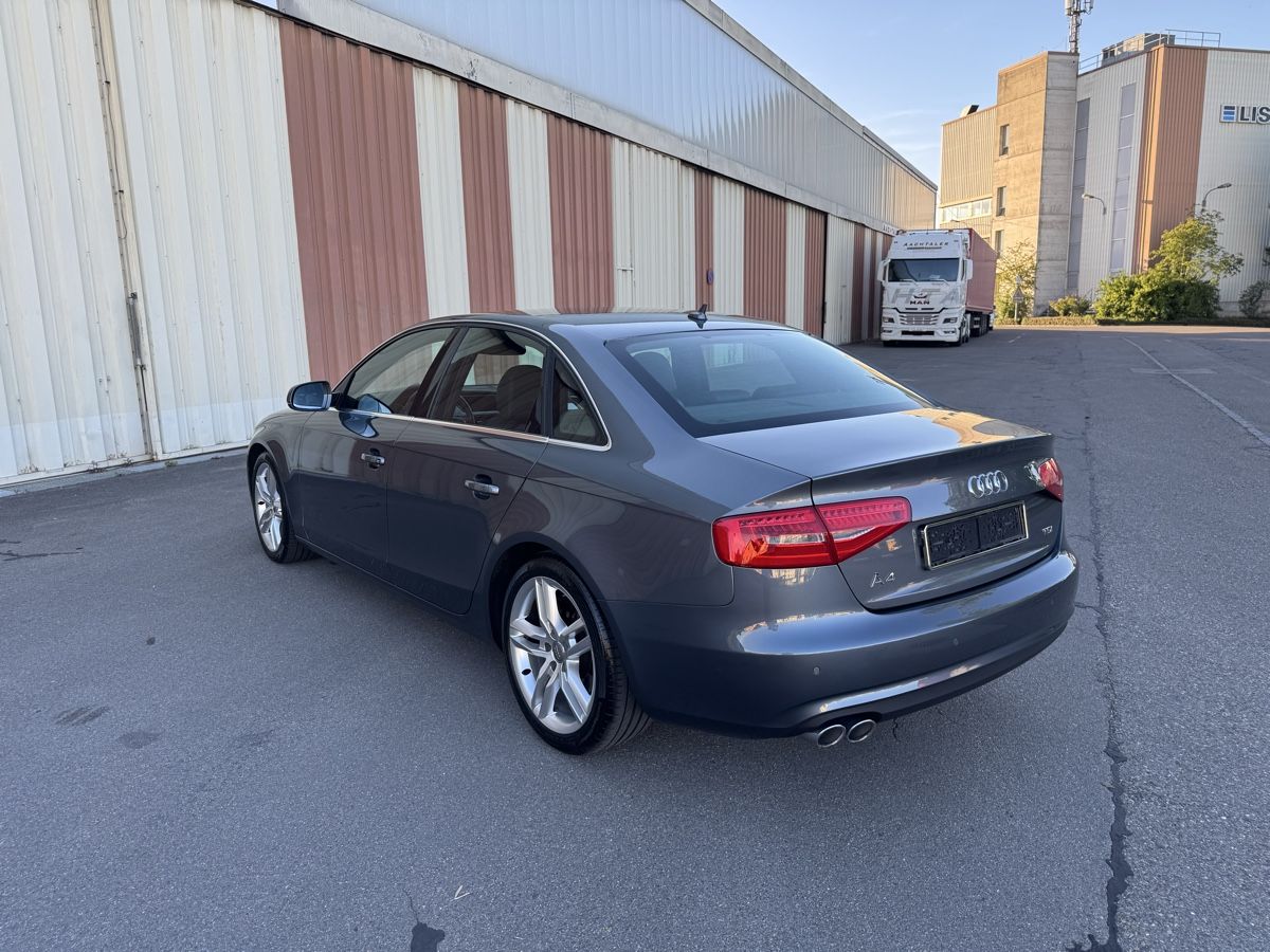 Audi Automobili: Audi A4 – Usato da Riedt b. Erlen venduto da WMDEM_wbg6 3