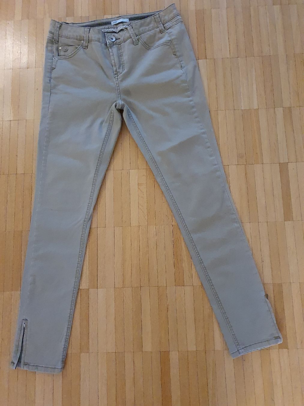 Nile Hosen: 2 Nile Hosen – Gebraucht aus Laufenburg von megane1959 5