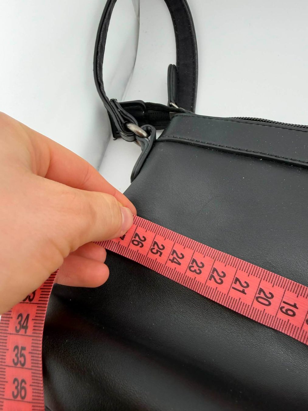 Borse da donna: Handtasche  📌 – Usato da Riehen venduto da edu_92w7 1