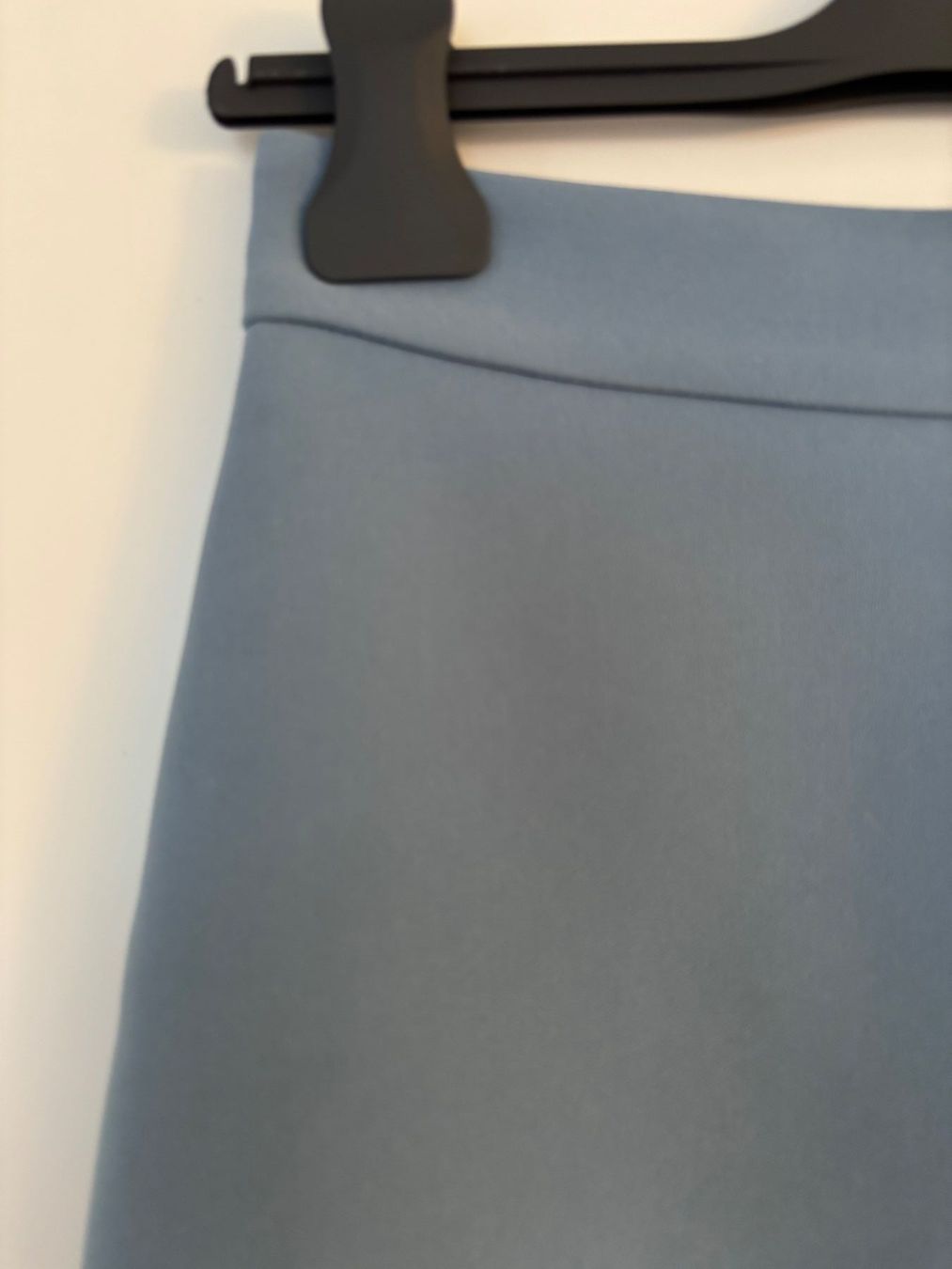 Gucci Gonne: Gucci Jupe hellblau IT 38 (34) – Usato da Herrliberg venduto da mayfi 2