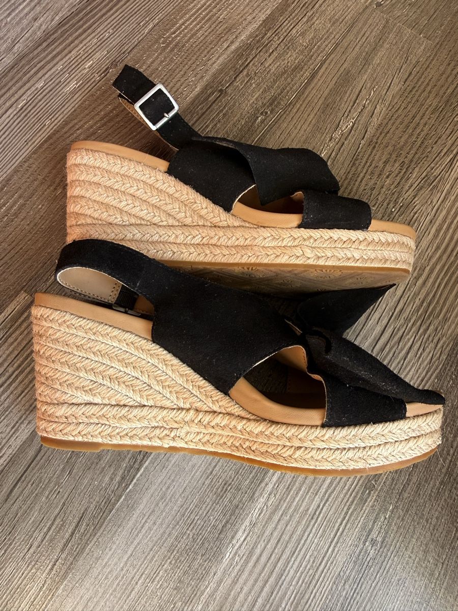 Ugg Scarpe da donna: Sandales compensées UGG noires  - Taille 37 – Nuovo (secondo la descrizione) da Monthey venduto da Joseph-29 3