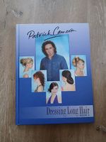 Frisierbuch Patrick Cameron mit Signatur