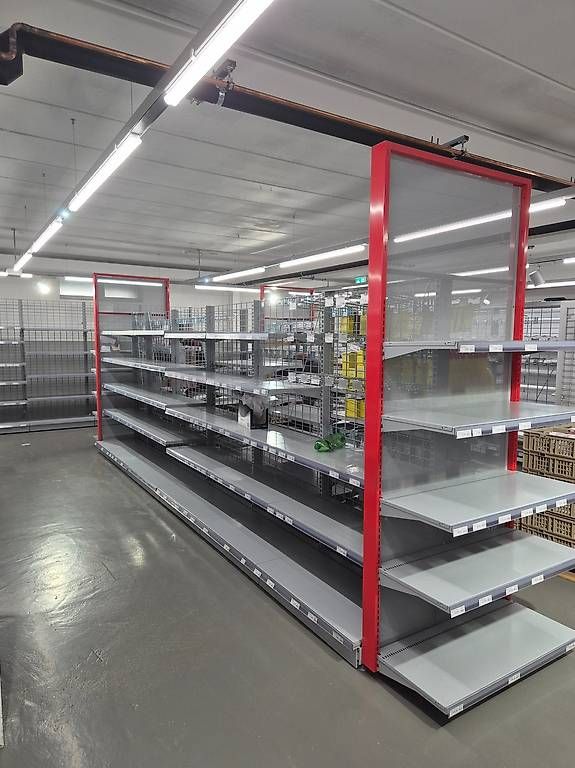 Scaffali: Trockenregale – Usato da Schönenwerd venduto da Nussgipfel65